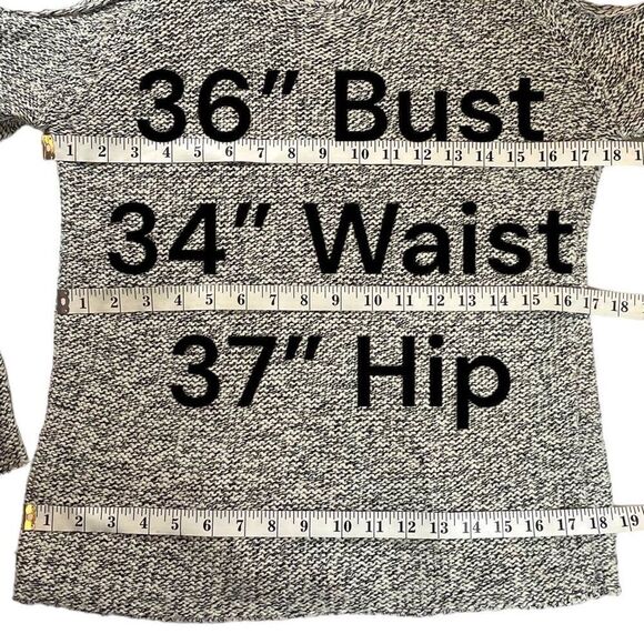 Francesca’s Alya Sandstone Cold Shoulder Sweater Sz M - Picture 10 of 12